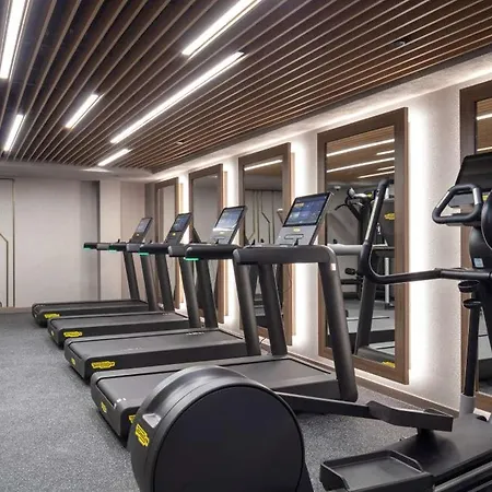 Ξενοδοχείο Doubletree By Hilton Center 4*