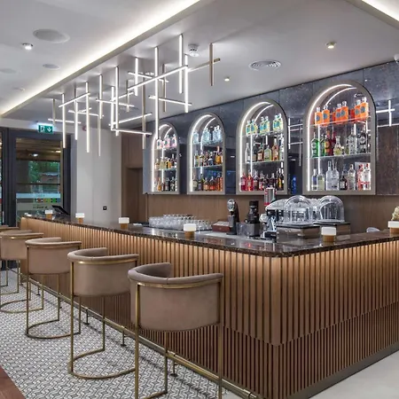 Doubletree By Hilton Center Φιλιππούπολη