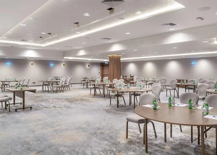 Doubletree By Hilton Center Hotell 4*