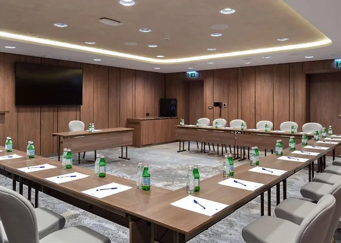 Hotell Doubletree By Hilton Center 4*