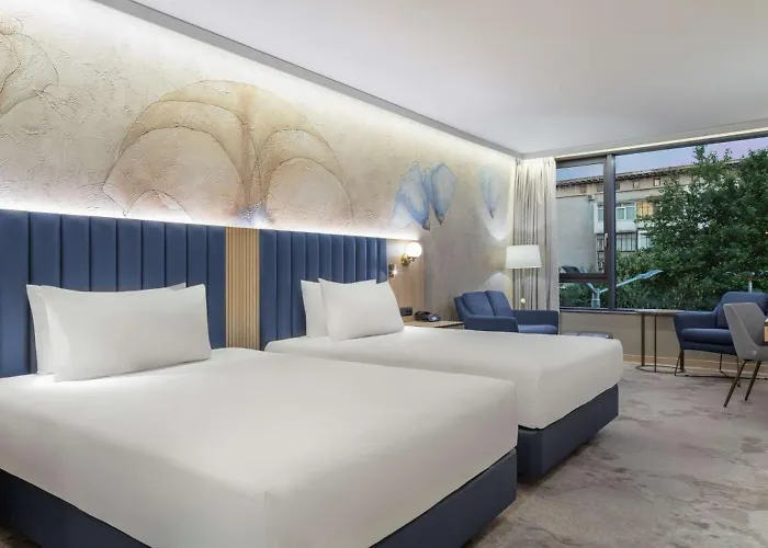 Doubletree By Hilton Center Hotell