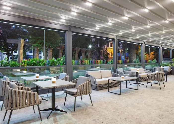 Doubletree By Hilton Center Hotell 4*