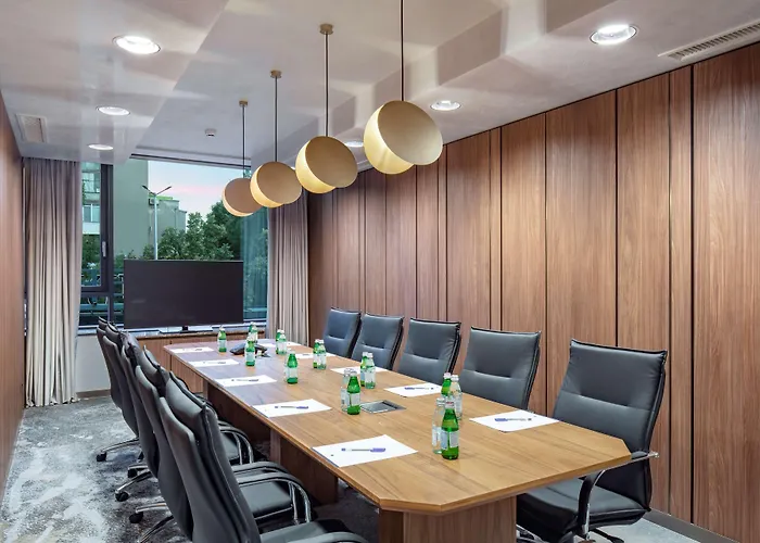 Doubletree By Hilton Center Hotell 4*