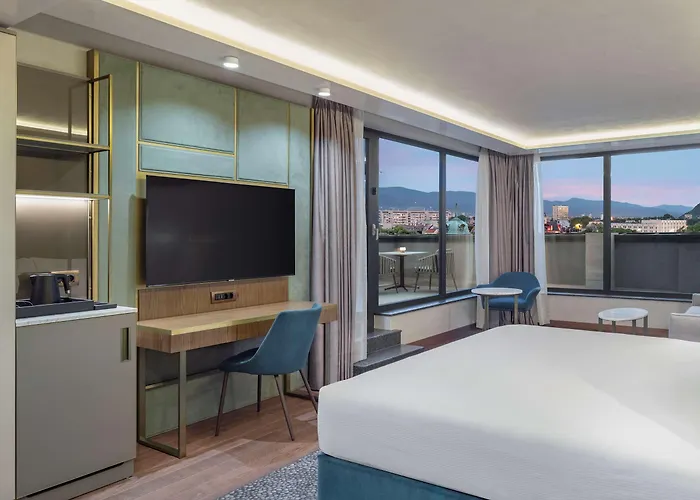 Doubletree By Hilton Center Hotell