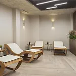 Хотел Doubletree By Hilton Center 4*