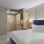 Doubletree By Hilton Center 4* Пловдив