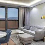 Хотел Doubletree By Hilton Center Пловдив