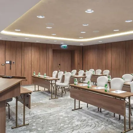 Hotel Doubletree By Hilton Center 4*