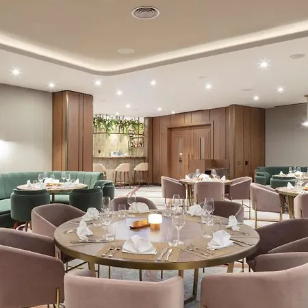 Doubletree By Hilton Center Płowdiw