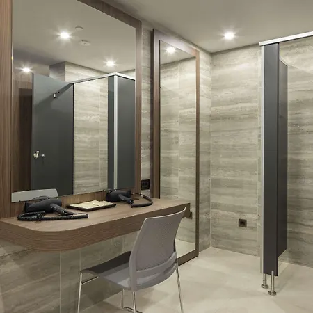 ホテル Doubletree By Hilton Center