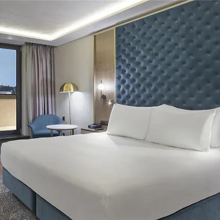 Doubletree By Hilton Center Hotel Płowdiw