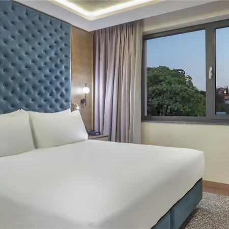 Hotel Doubletree By Hilton Center